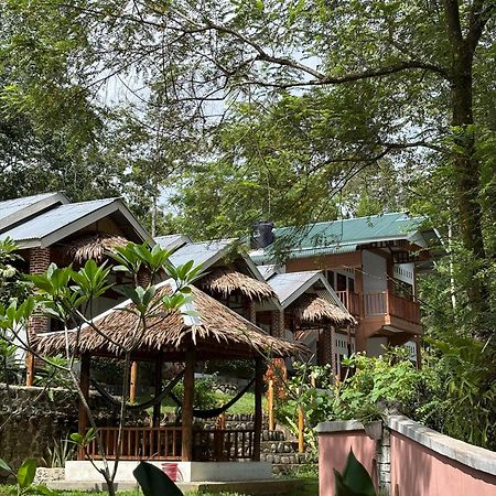 בוקיט לוואנג Asim Paris Guesthouse & Jungle Trekking מראה חיצוני תמונה